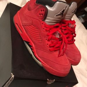 Air Jordan 5 “red sued”